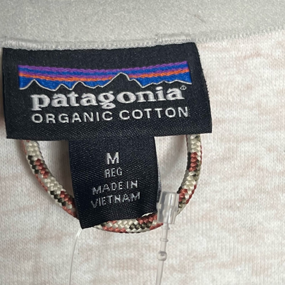 Patagonia Quilted Cowl Sweatshirt in Cream with Brown Trim - Picture 8 of 15